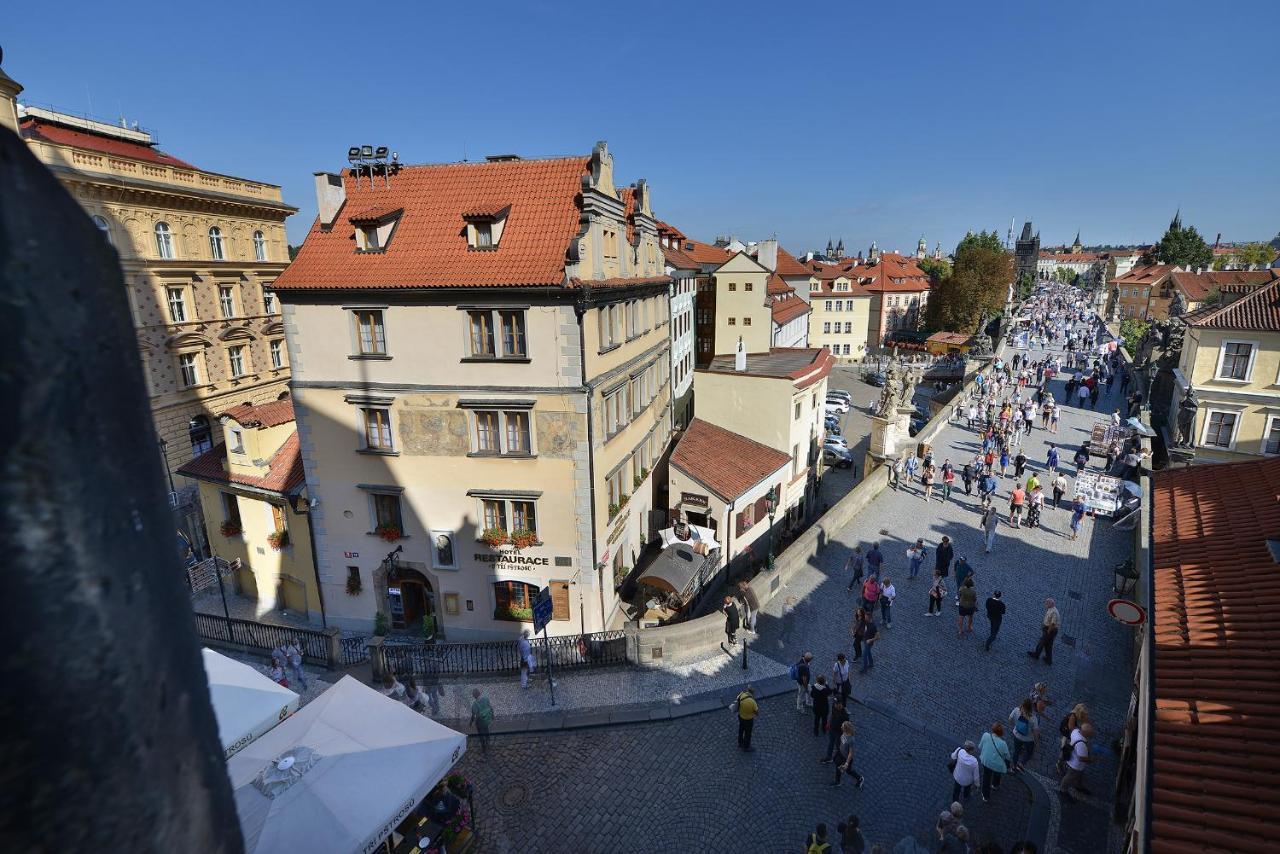 Hotel U 3 Pstrosu Prague Exterior photo